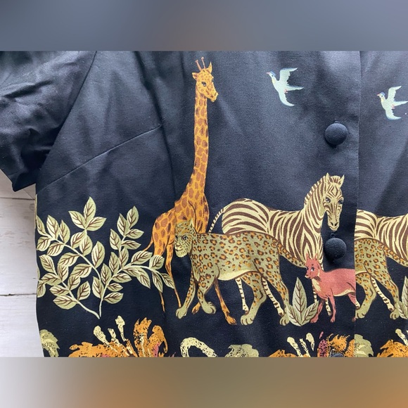 Vintage M.H.M Melissa Harper Women’s Size 12 Button Down Blouse Top Animal Print - Picture 8 of 16